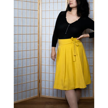 Charger l'image dans la galerie, Jupe Cosmos - Lyocell Jaune safran