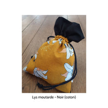 Charger l'image dans la galerie, Petite pochette à cordon