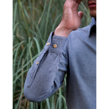 Charger l'image dans la galerie, Chemise h. Hoya - Mini chevron de coton bio Marine & Blanc