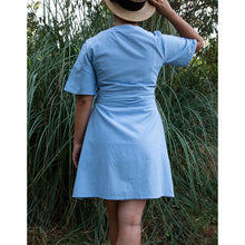 Charger l'image dans la galerie, Robe Anémone COURTE - Chambray de coton bio Ciel