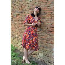 Charger l'image dans la galerie, Robe Anémone COURTE - Lyocell Plaine ruby